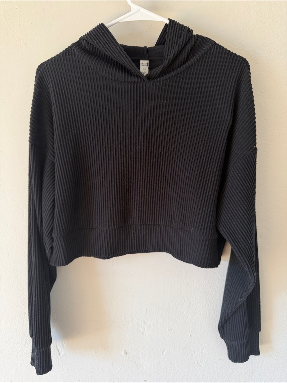 Alo Yoga Muse Cropped Ribbed Hoodie - Black XS